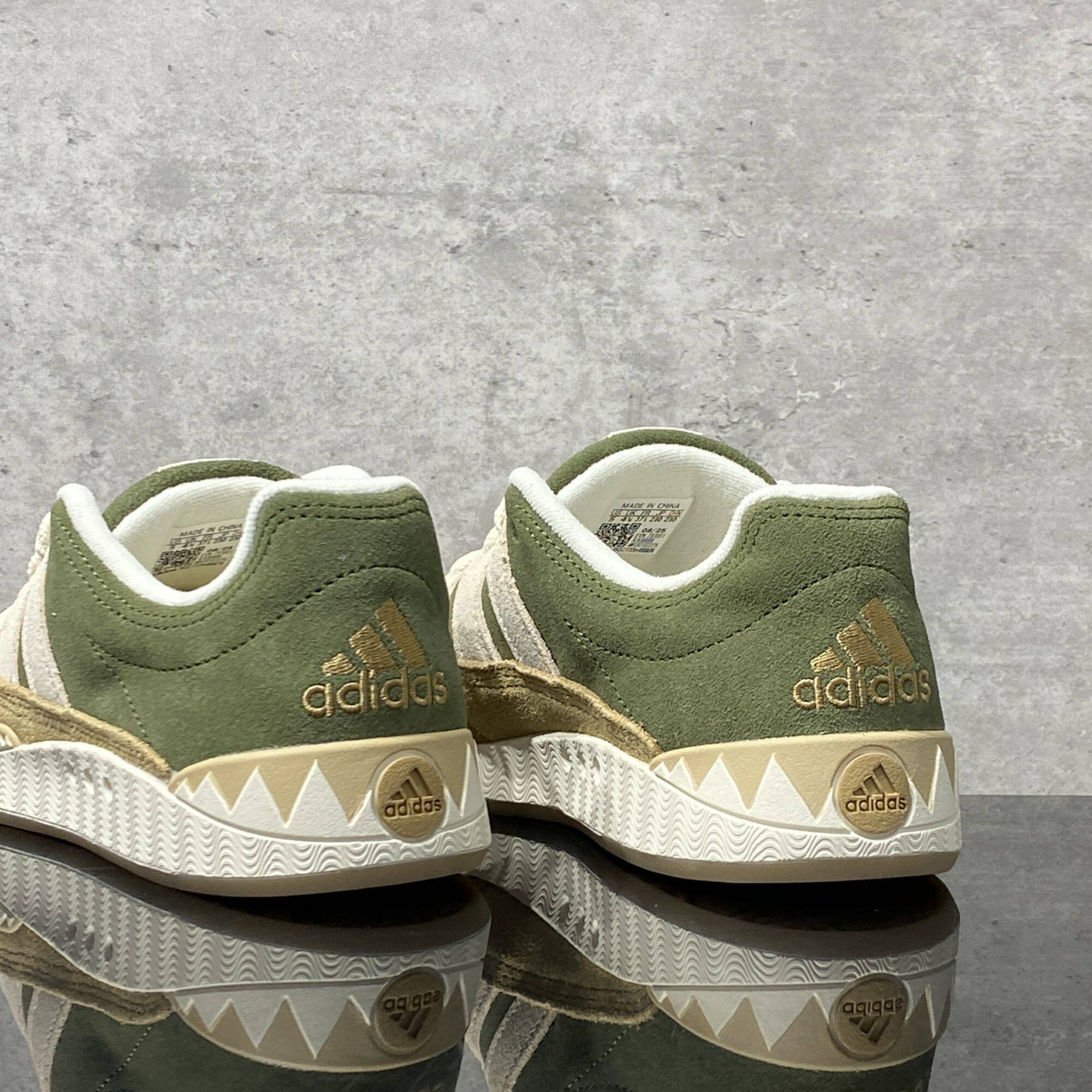 Adidas阿迪达斯运动休闲男女