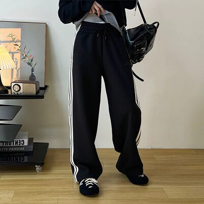 Adidas阿迪达斯正品运动休闲2026新款女士针织宽松长裤子JZ1642