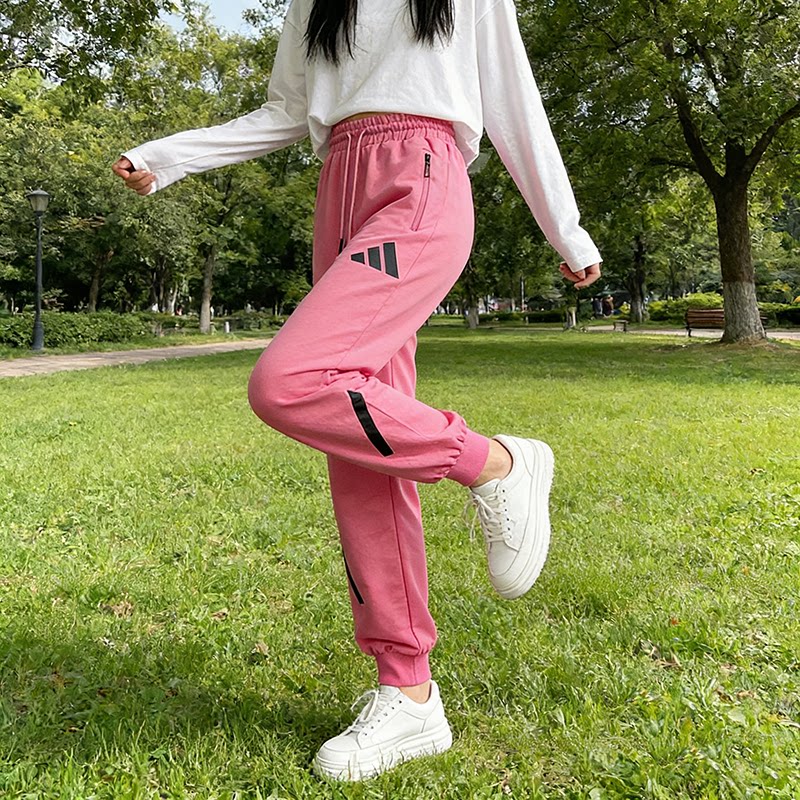 Adidas阿迪达斯女子运动长裤春季新款舒适宽松休闲针织休闲束脚裤