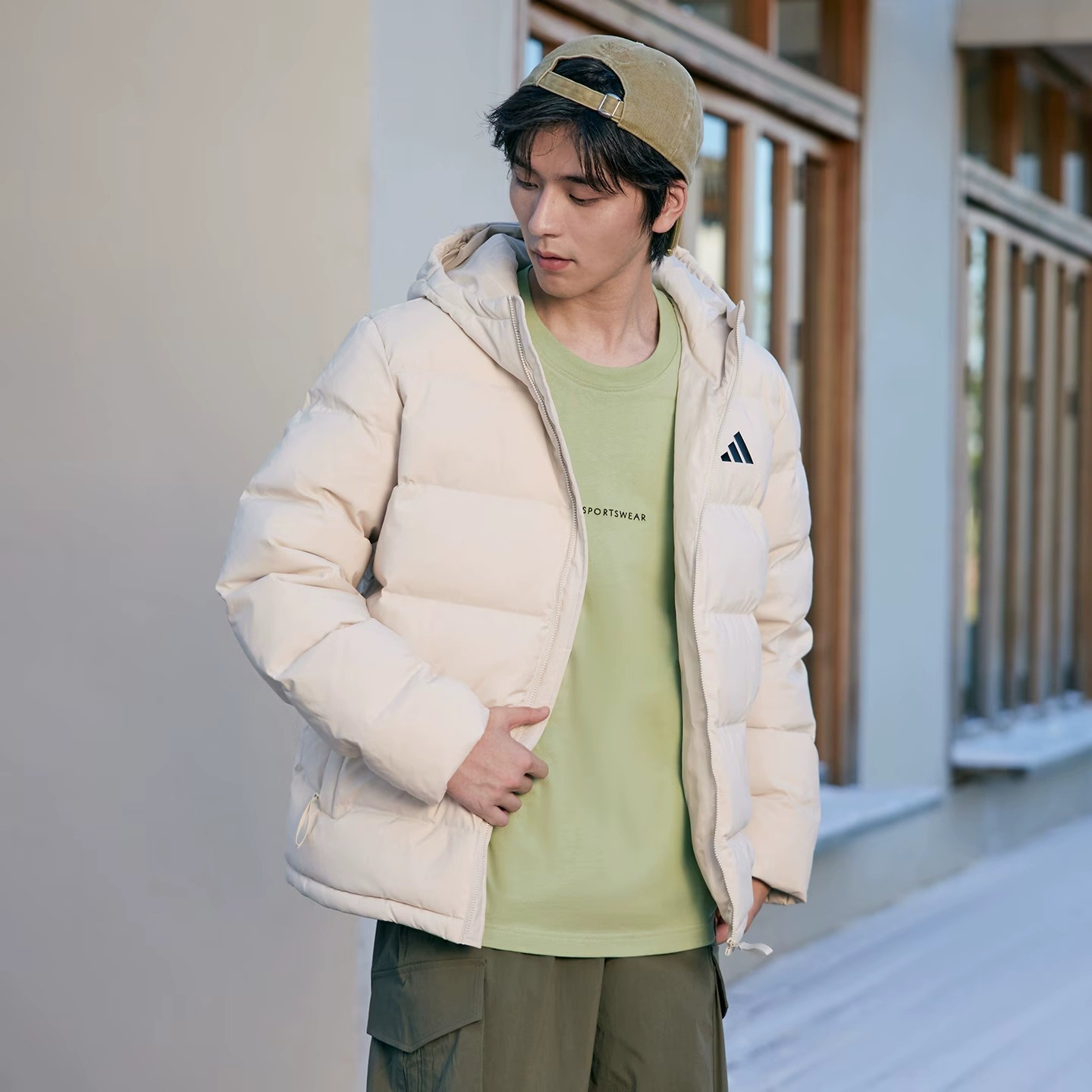 官方正品Adidas阿迪达斯厚羽绒服