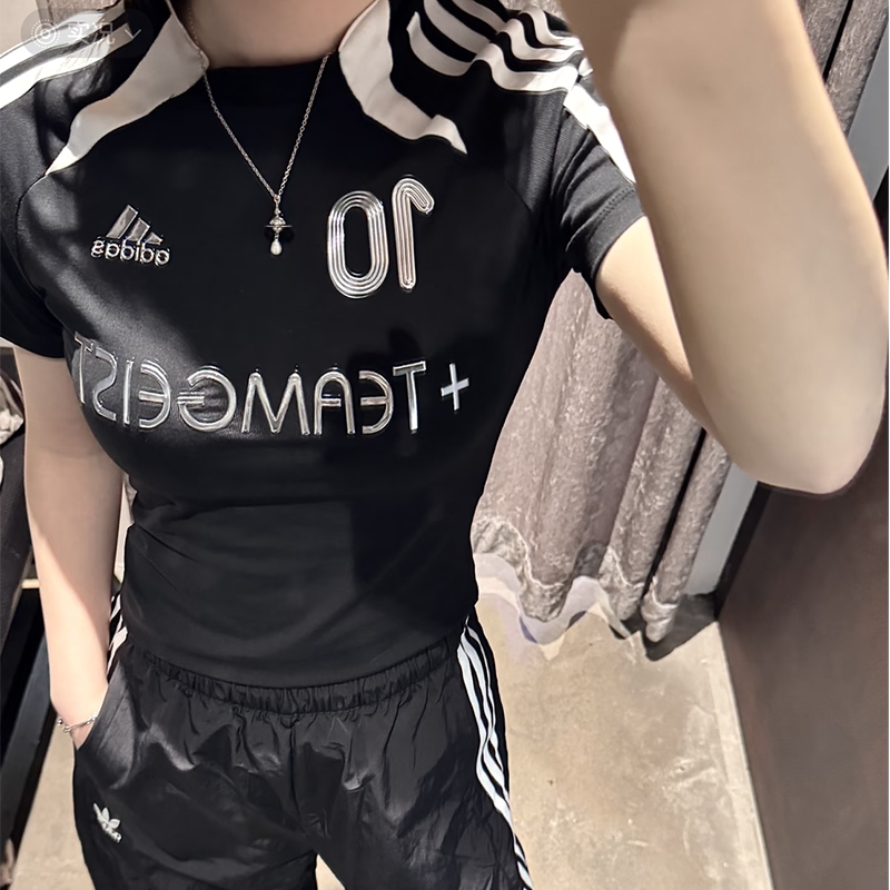 Adidas阿迪达斯女款短袖2026夏季新款修身显瘦复古潮流运动T恤