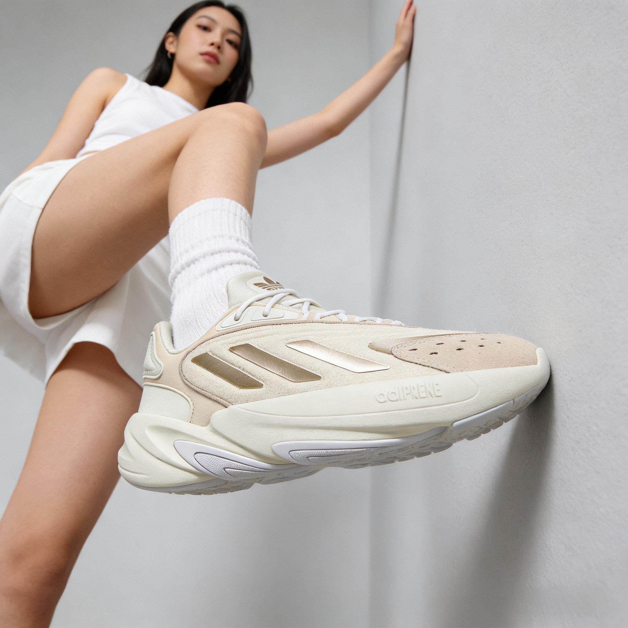 Adidas阿迪达斯运动跑步鞋