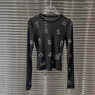 小众24春夏新款设计感黑色薄纱网眼烫钻兔子长袖打底衫圆领t恤女