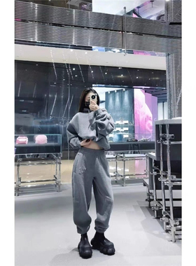 2025年发泡字母印花闪粉圆领长袖宽松运动休闲卫衣卫裤短裤套装女