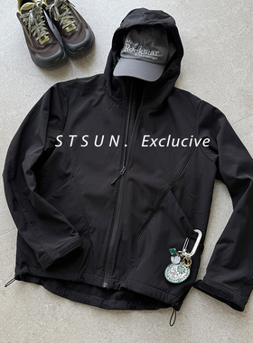 【STS】Geek软壳切线口袋 干练力量 户外防水运动连帽冲锋外套男