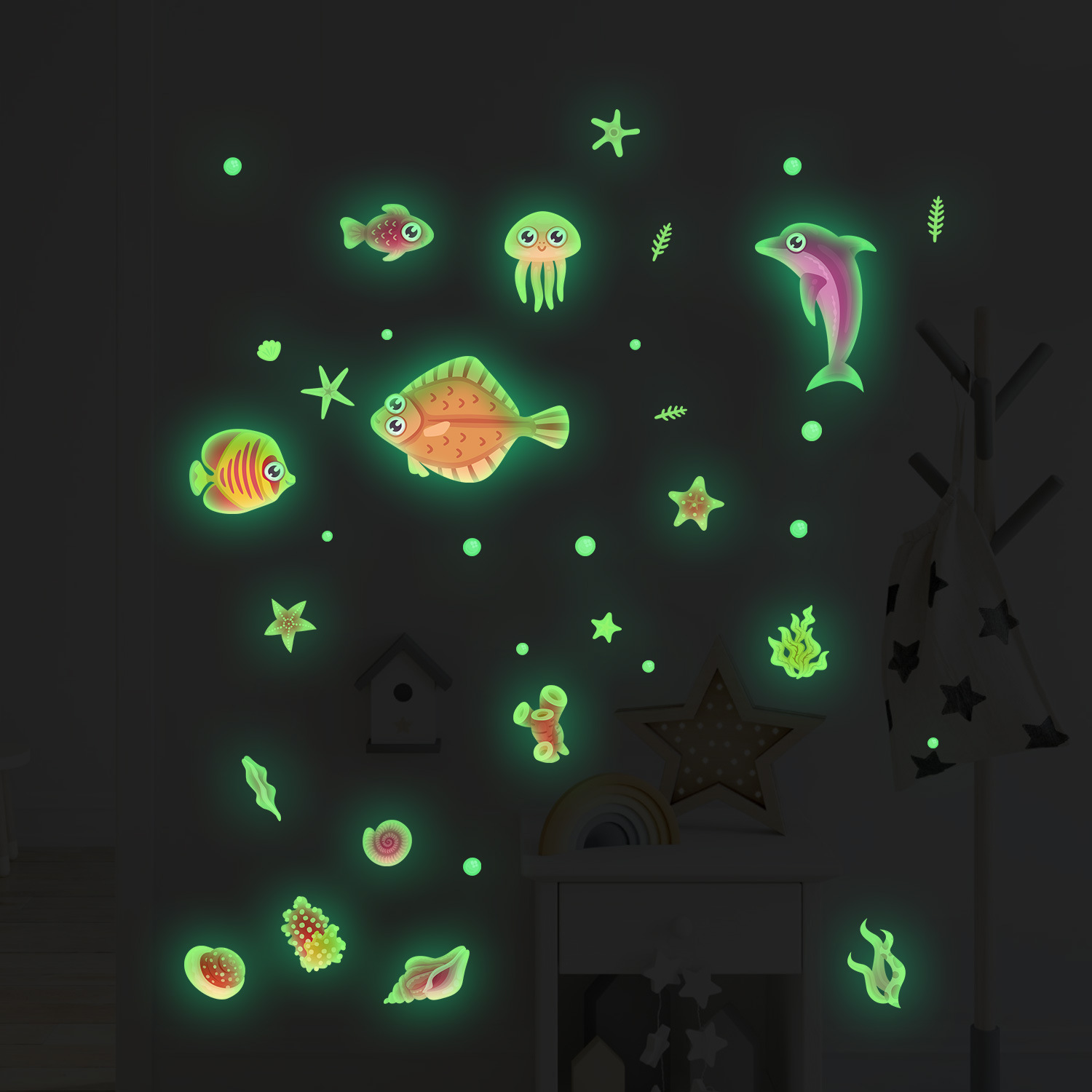 夜光创意海洋生物系列比目鱼墙贴装饰房间卧室贴画手机贴纸美化图片