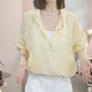 2026春季 新款 慵懒风轻薄透气花边外套LK2510685 花绣云痕