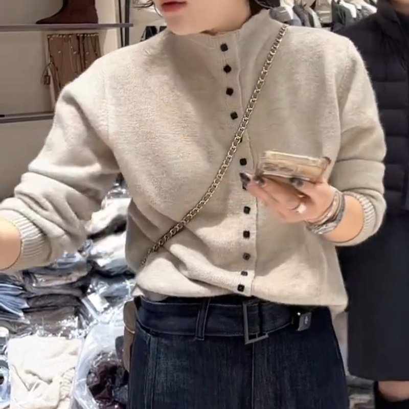 2025早秋季新款半高领小方扣针织开衫女高级感洋气毛衣外套上衣