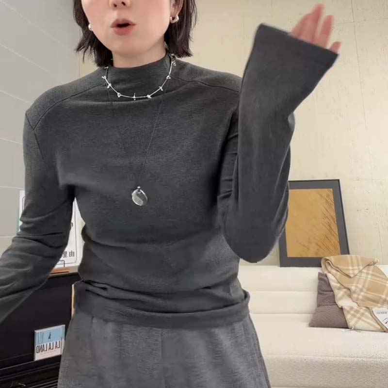 “天鹅颈”秋冬新款直角肩超显瘦半高领长袖T恤女打底衫正肩上衣