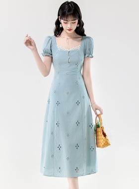 温柔风蕾丝花边拼接短袖连衣裙女夏季法式气质镂空年轻款显瘦裙子