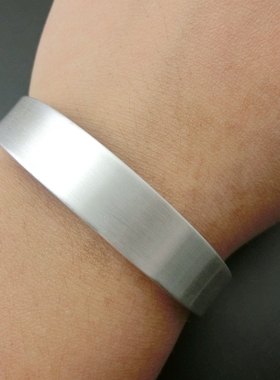 饰品拉丝百搭欧美风手镯