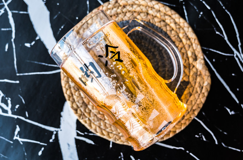 网红抖音同款啤酒杯创意潮流塑料水杯整人恶搞加夹层冰镇冰杯水杯|msdalam kategori pinggan mangkuk, Cup/cawan/cerek, Mug - dari Buy2taobao.com untuk memberikan perkhidmatan ejen Taobao profesional membeli