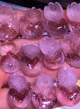 捡漏天然超七金草莓晶大头狐吊坠