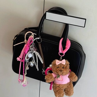 巴塞罗那小熊包包挂件珍珠链高颜值汽车挂饰钥匙扣送姐妹伴手礼物