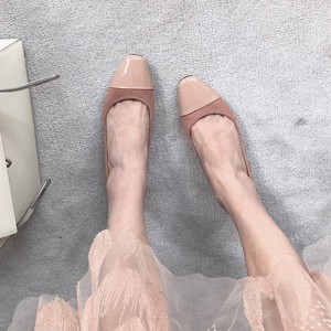 简约显瘦复古甜美小香风单鞋