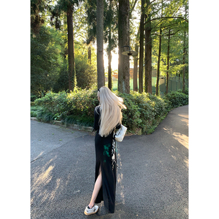 显瘦长袖 Tannin赤兔清潭洞欧尼 piece修身 连衣裙女夏 one ski