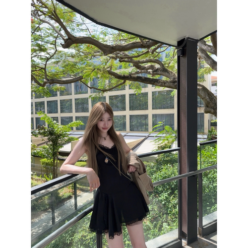 skibyTannin花边吊带连衣裙