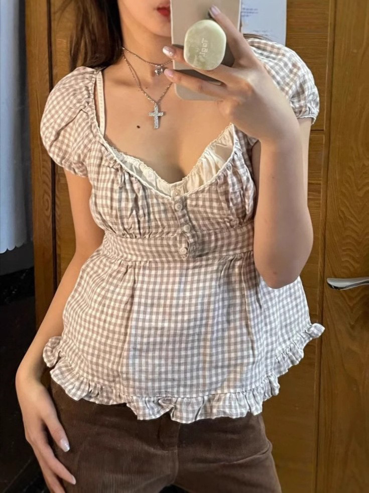 跨境欧美荷叶边泡泡袖短袖复古甜美花边三粒扣T恤Lotus lace coat