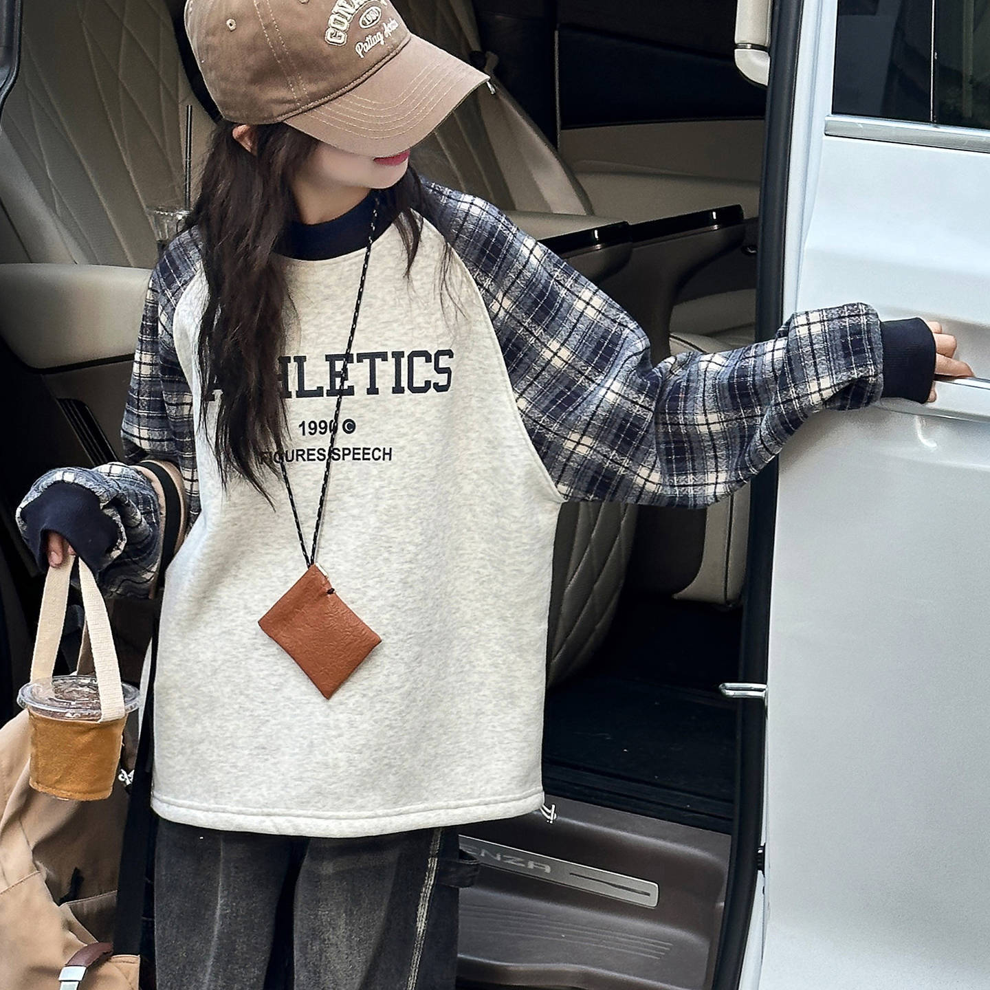 女童加绒卫衣新款爆款