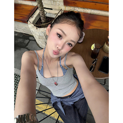 辣妹假两件格子挂脖吊带背心修身