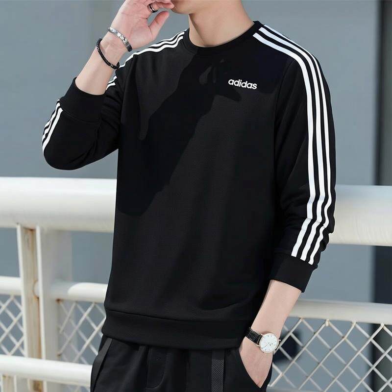 阿迪达斯运动卫衣男秋季新款休闲圆领打底衫三条纹篮球宽松套头衫