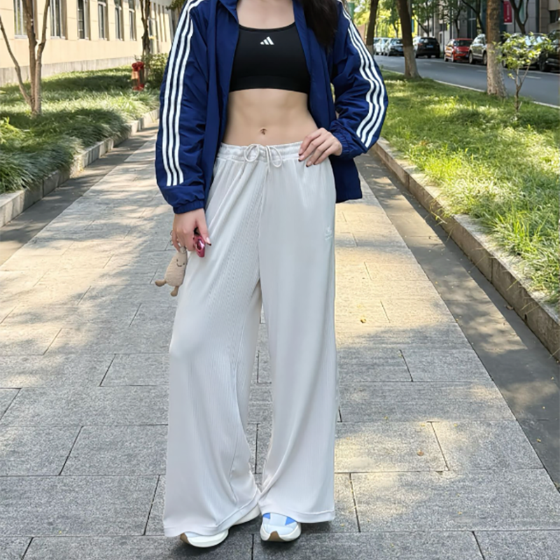 阿迪达斯三叶草运动长裤女款
