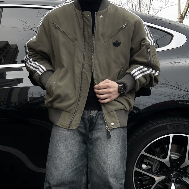 阿迪达斯三叶草男款飞行员夹克