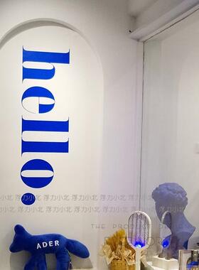 hello英文字母墙贴纸克莱因蓝色奶茶咖啡服装店玻璃门橱窗装饰