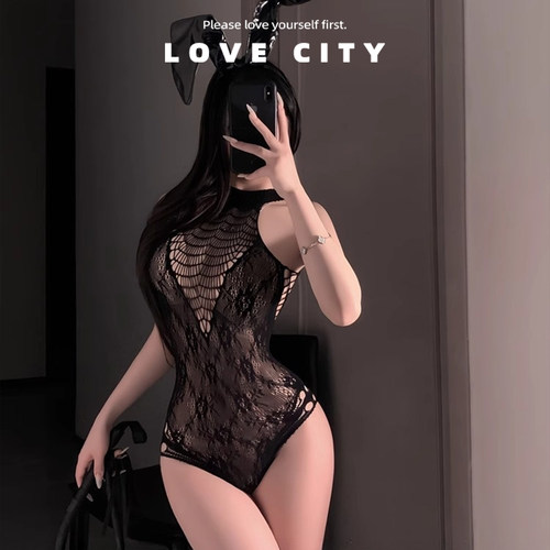 LOVECITY「一触即燃」性感辣妹纯欲风挂脖连体网衣一体网眼镂空