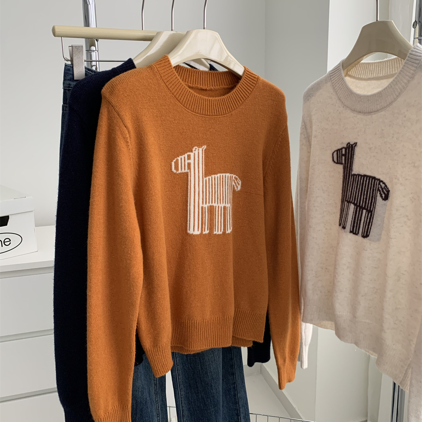 巨软兔羊毛提花针织套头毛衣