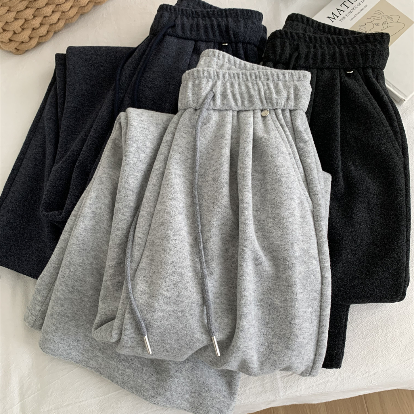 秋冬加厚垂感阔腿糯米裤