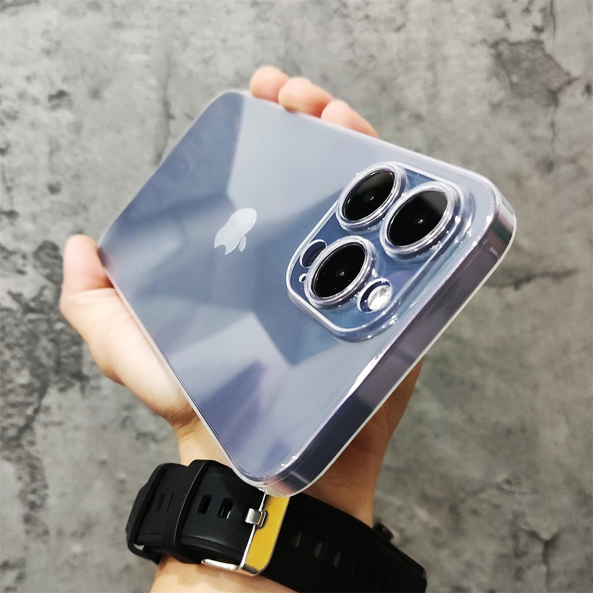 苹果iPhone15超薄手机壳