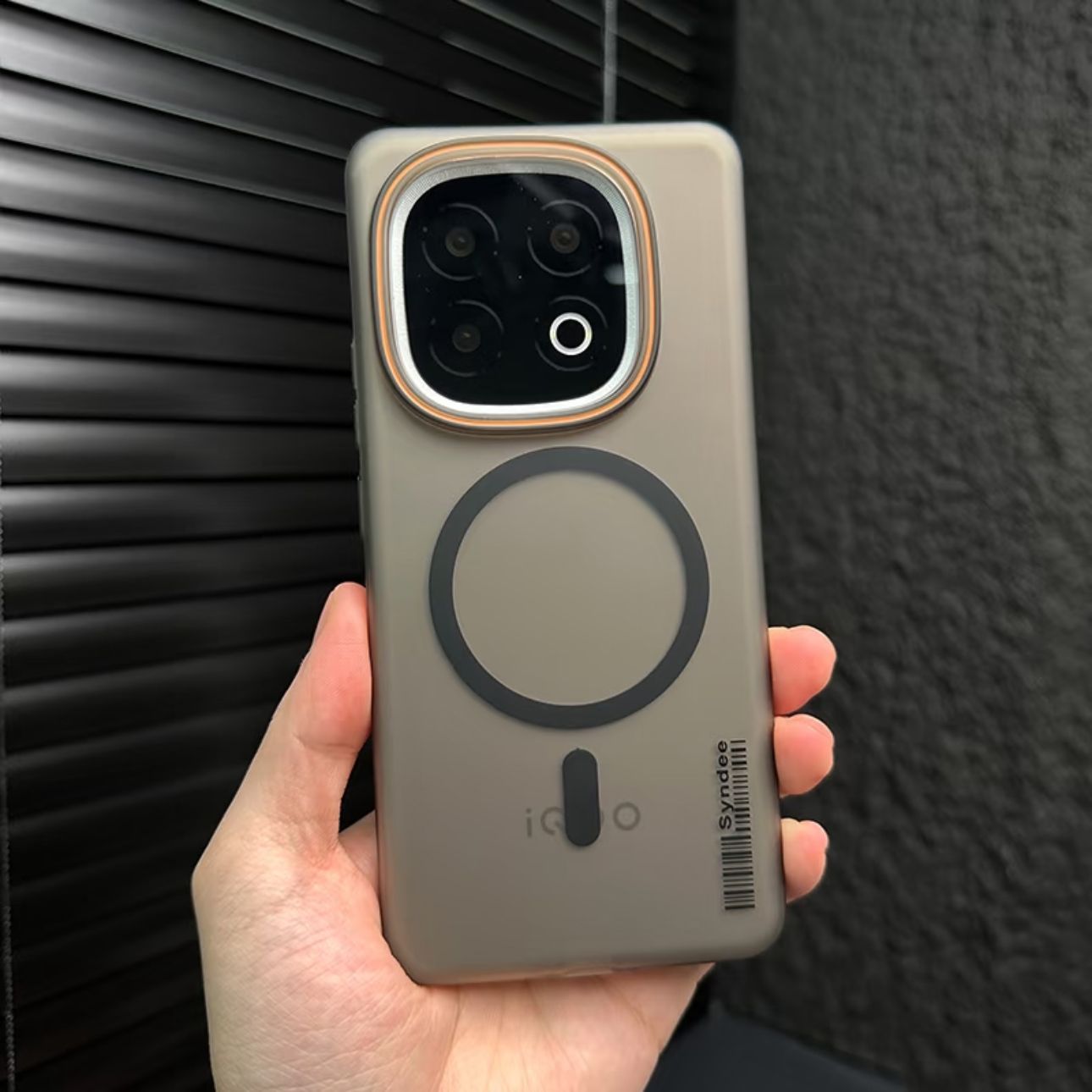 【透气散热】适用vivo iQOO 13磁吸手机壳12Pro超薄磨砂保护壳Neo 10简约PC硬壳男女款时尚