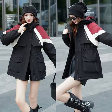 新款工装冲锋棉服2025连帽加厚秋冬女式宽松大码时尚羽绒棉服女款