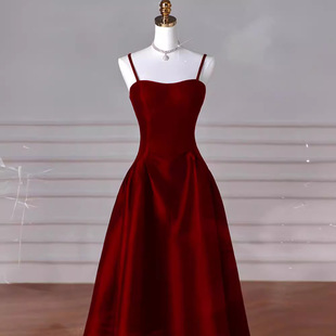 敬酒服新娘红色吊带连衣裙2026春季法式收腰订婚回门宴会小礼服裙