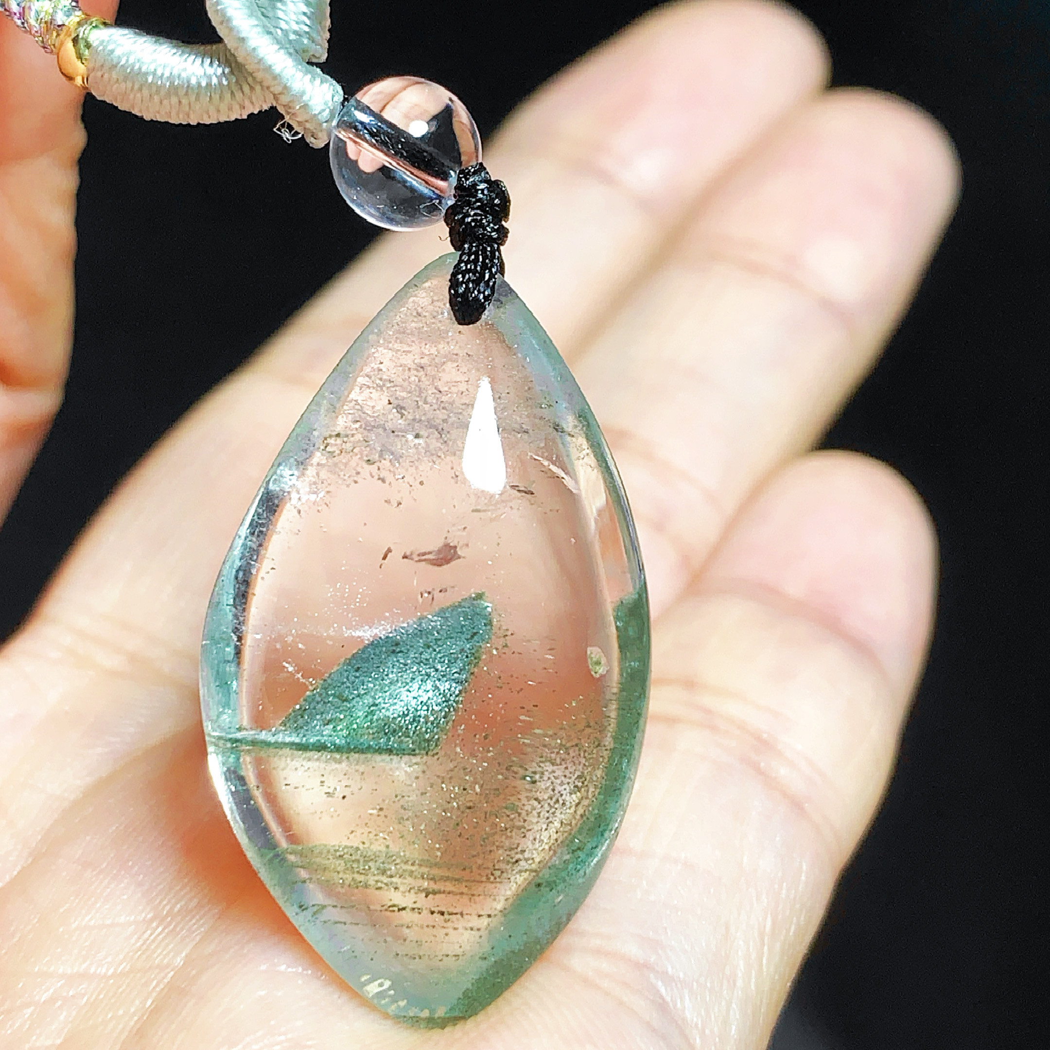 东海水晶天然绿幽灵吊坠男女款项链简约时尚百搭吊坠节日礼物挂坠