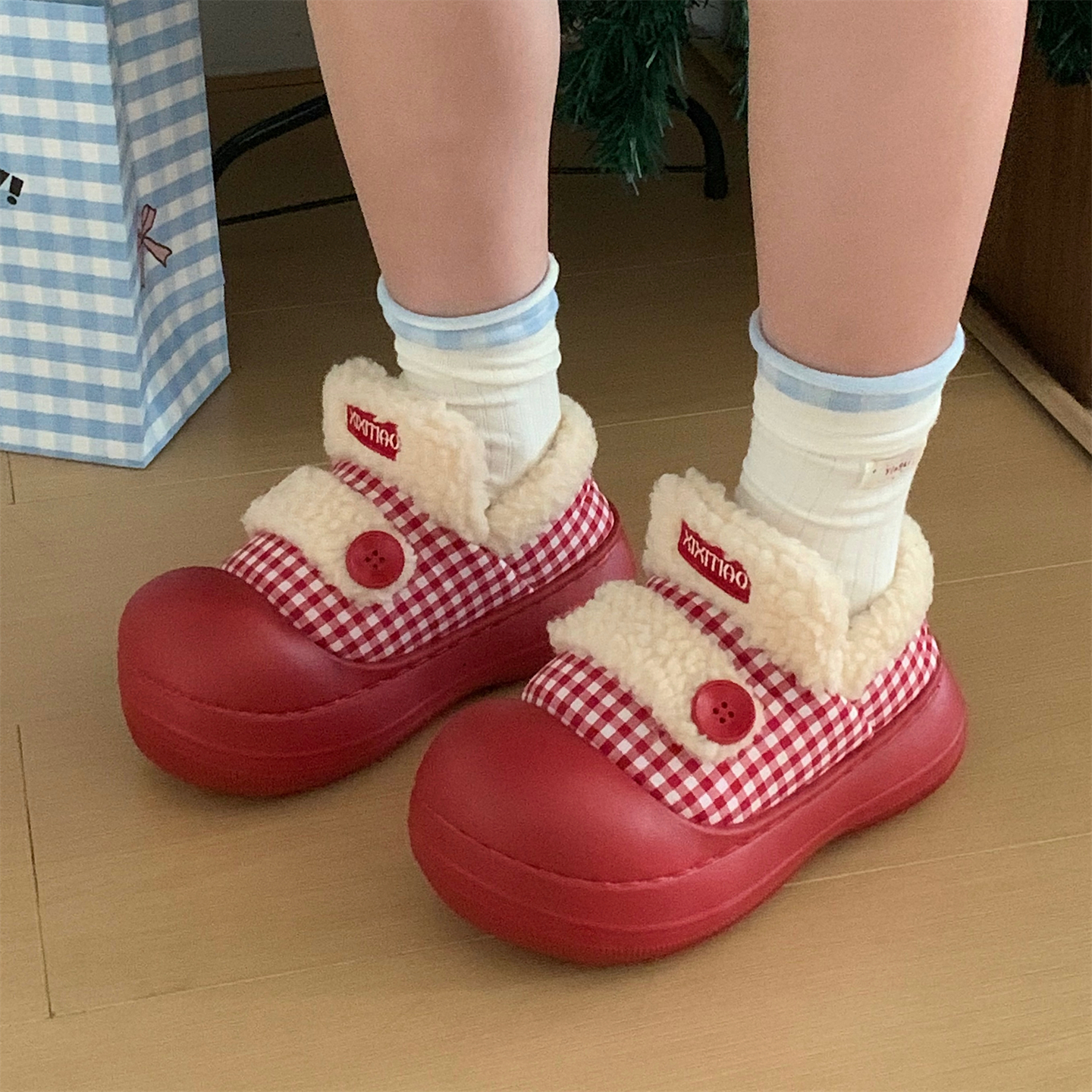 细细条韩系格子百搭面包鞋女
