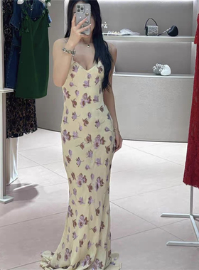 SP25新款黄色印花烫钻吊带连衣裙长裙