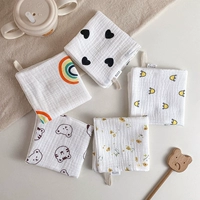 Любовь + радуга + корона + животное на белом + желтые цветы на белом фоне 6 слоев марля