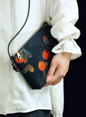 双姊妹原创香云纱拉链手机随身包钱包新中式百搭设计手拿斜挎包