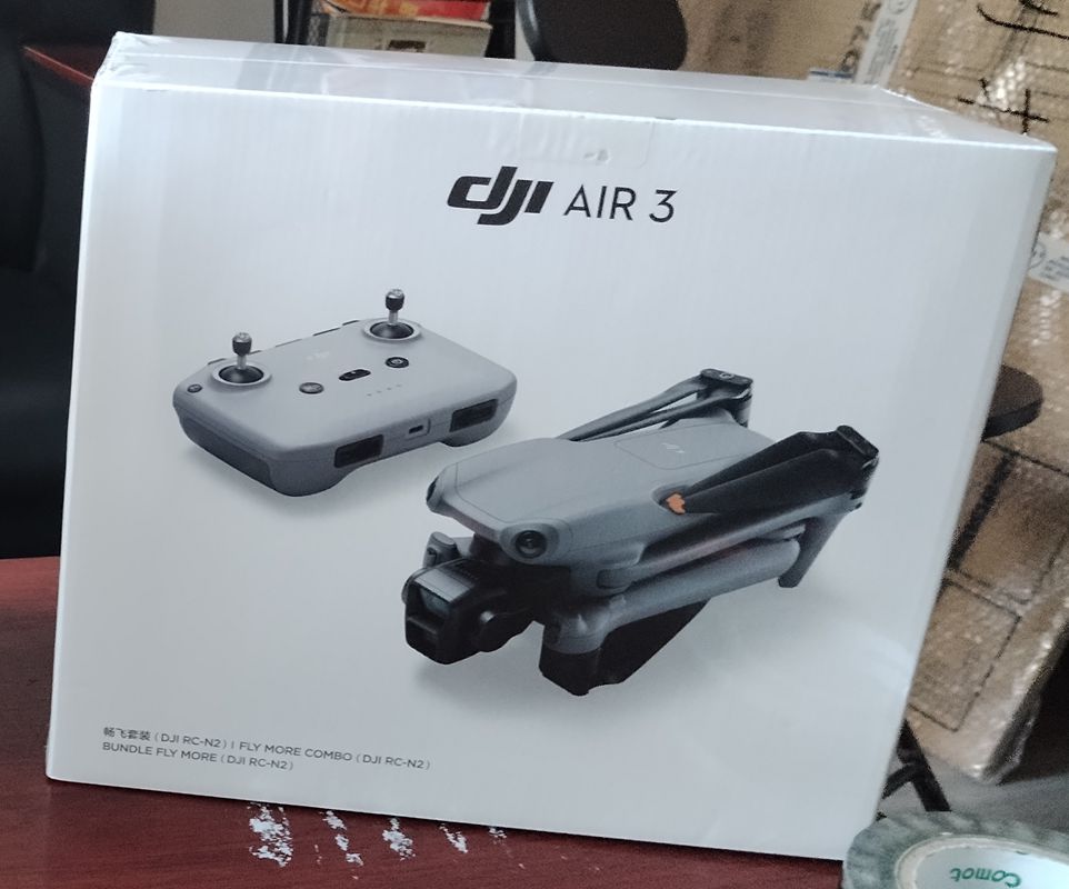 大疆AIR3双摄双主摄旗舰机