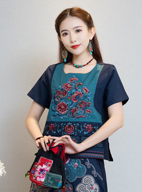 包邮 民族风重工刺绣短袖 夏季撞色个性古装 高端复古方领 女T恤
