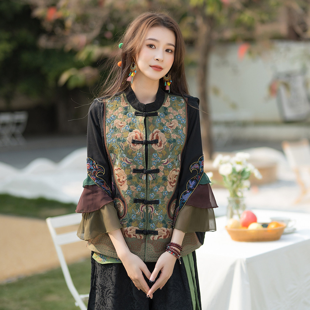 刺绣开衫外搭国潮女马甲