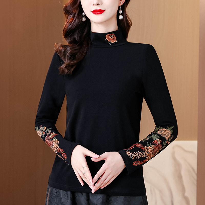 长袖复古打底衫刺绣花女T恤