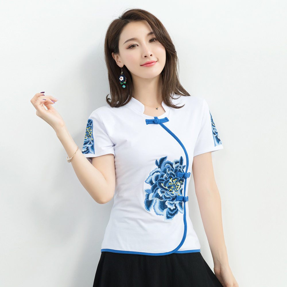包邮民族风特色青花瓷刺绣唐装 修身气质短袖上衣 复古个性 女T恤