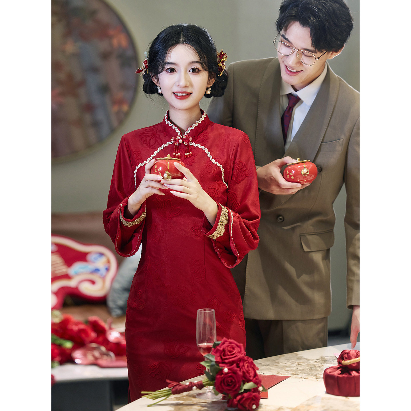 红色旗袍加绒新中式冬装订婚敬酒礼服新娘战袍结婚回门连衣裙