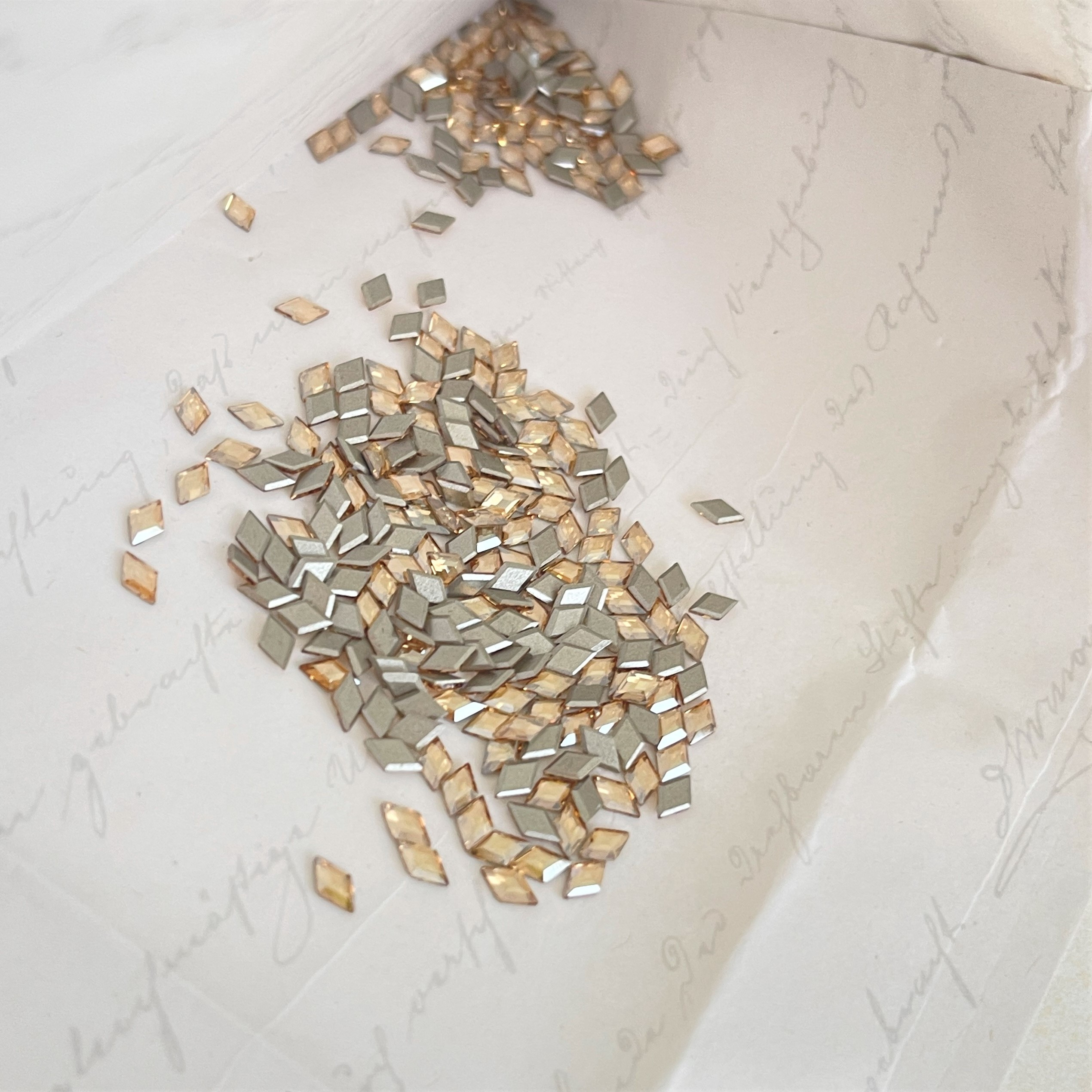 施华洛奥地利水晶华子正品美甲钻