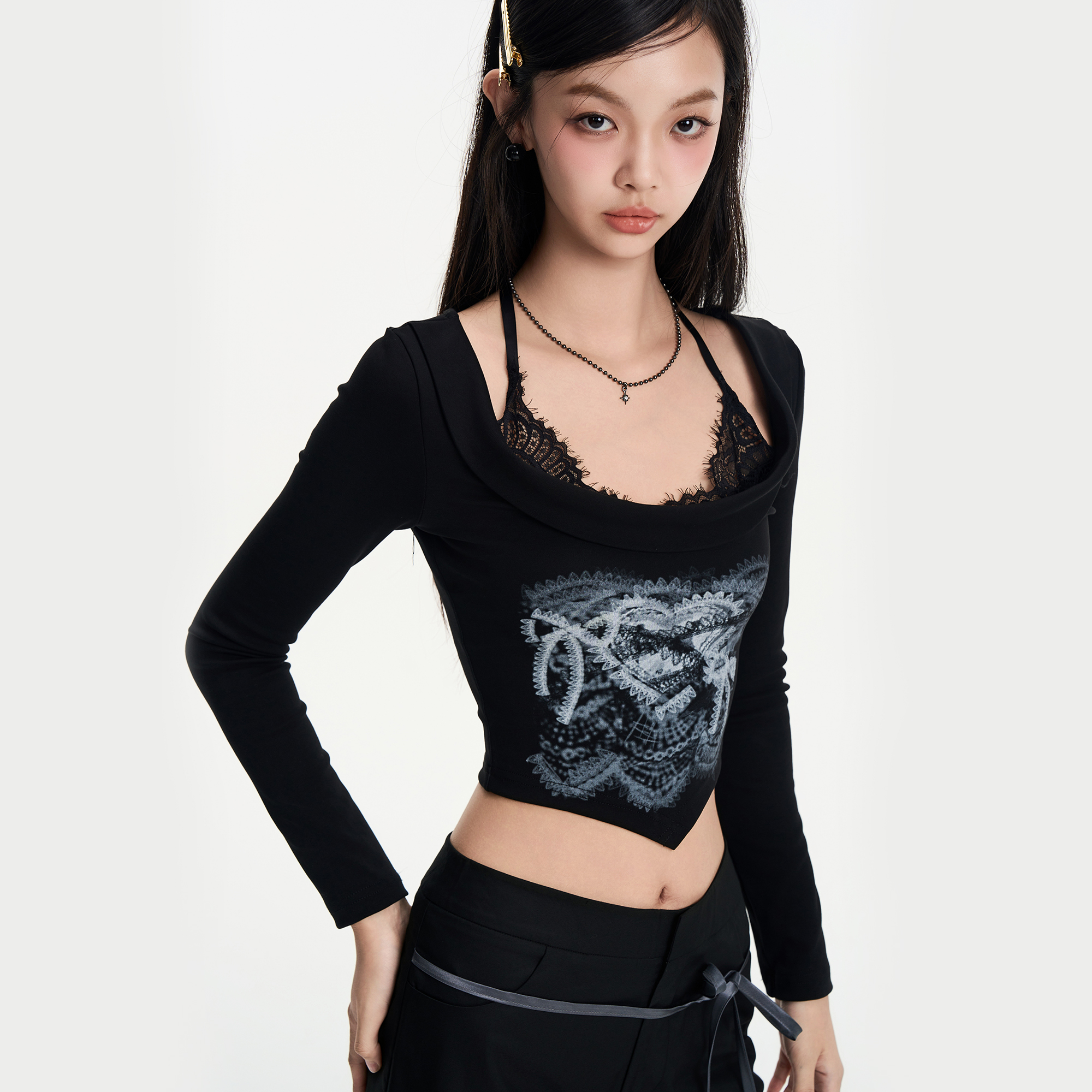 挂脖蕾丝边低荡领假两件印花长袖