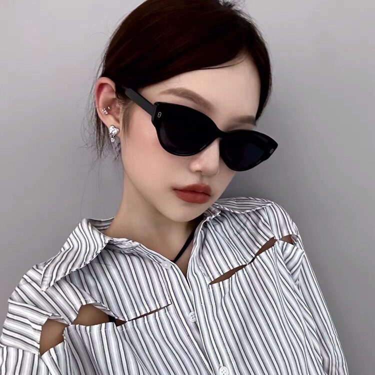 猫眼复古欧美小框墨镜女网红同款辣妹高级感潮流太阳镜插芯腿眼镜