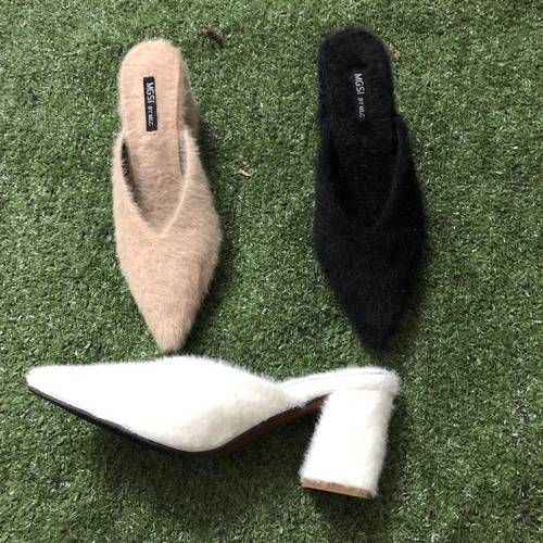 网红同款字口时尚风广州毛拖鞋